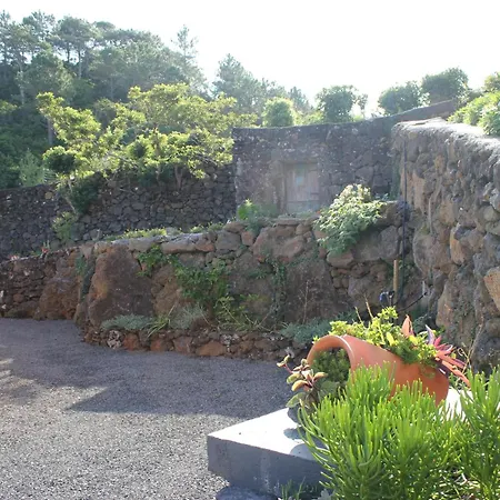 Casa Da Camélia * São Roque do Pico